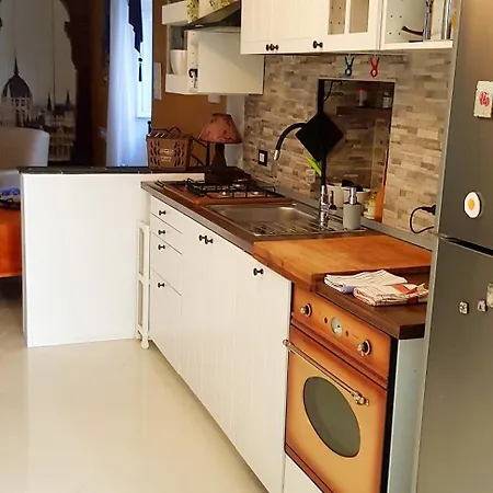 La Mini Casa * ラ・スペツィア